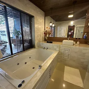  Casa de Férias Arthi - Lindo Loft Recanto Dos Passarinhos Com Hidromassagem!